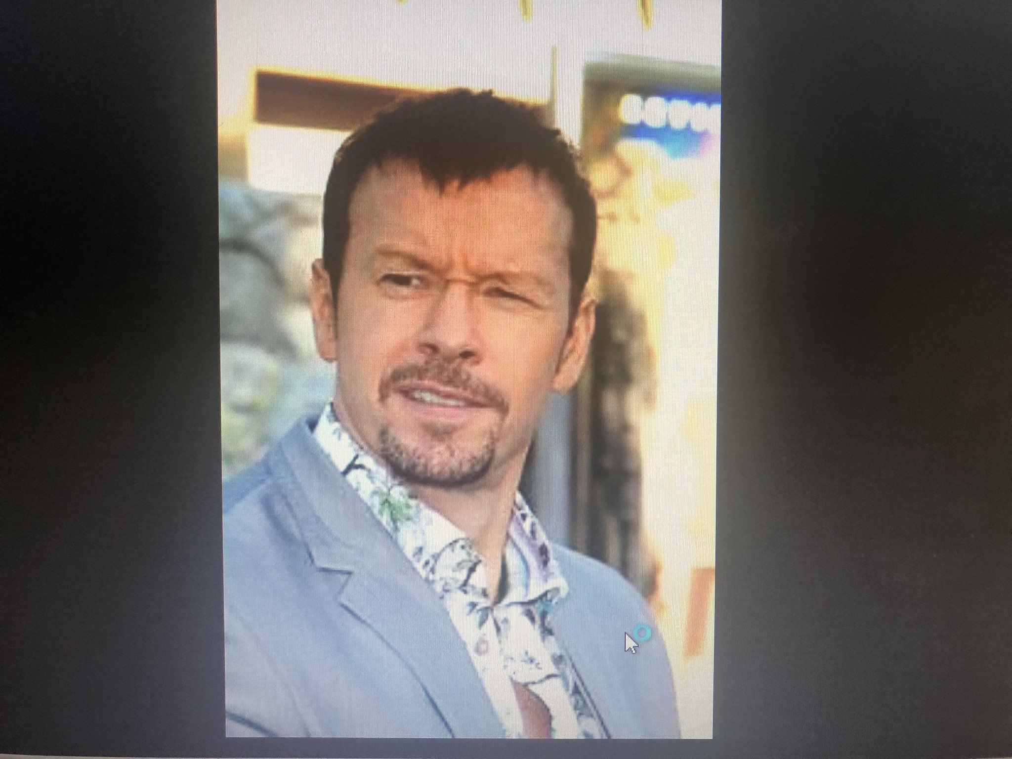 Happy Birthday Donnie Wahlberg.... 