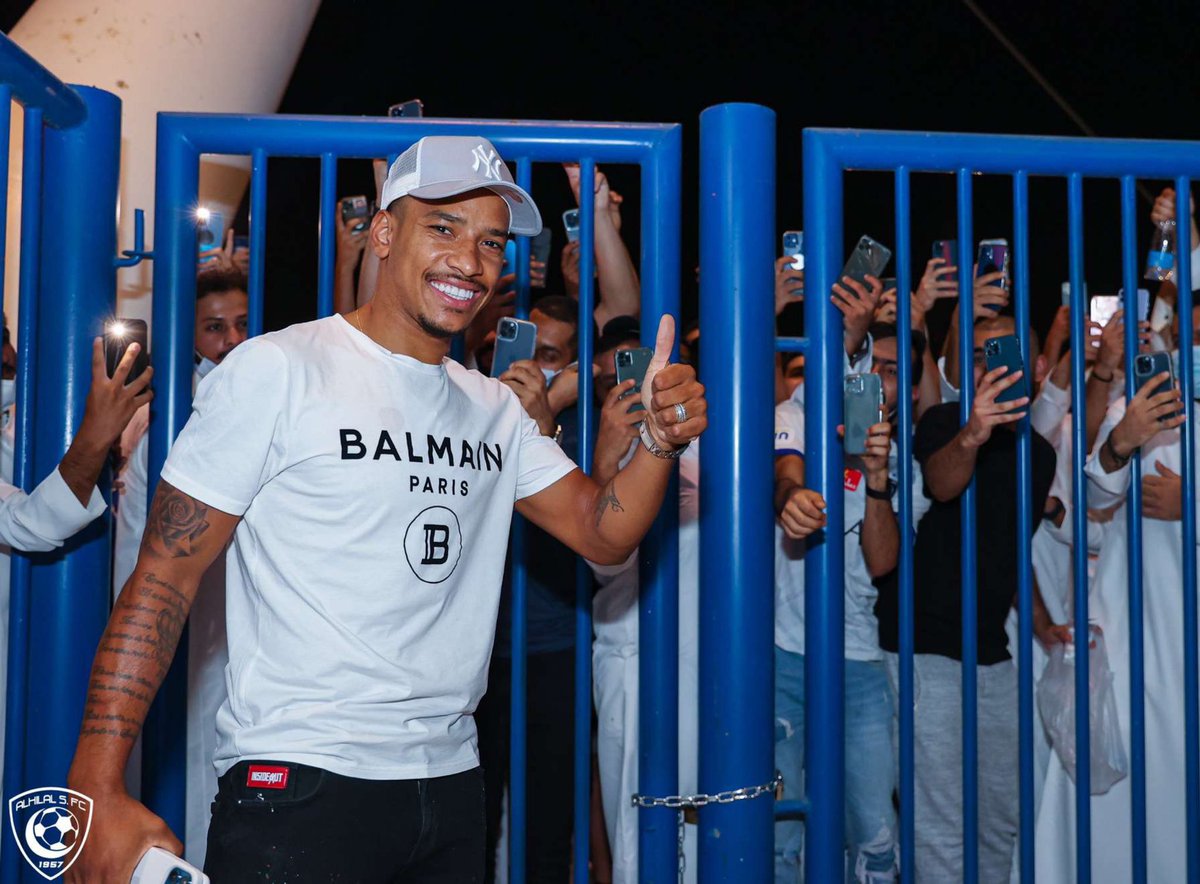 alekhbariyaSPO's tweet image. #عاجل | #الهلال ينهي علاقته التعاقدية مع الإيطالي سيباستيان جيوفينكو ويسجّل البرازيلي ماتيوس بيريرا في كشوفاته

alekhbariya.net/ar/news/CORE43…

#الإخبارية_رياضة