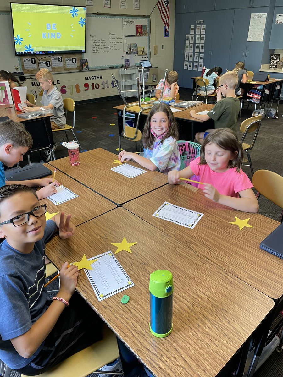 dresmack3rd's tweet photo. Writing down our hopes and dreams for 3rd grade and our futures! ☺️✨ #dres #welove3rdgrade #mack3rd https://t.co/coNhCCxjhd