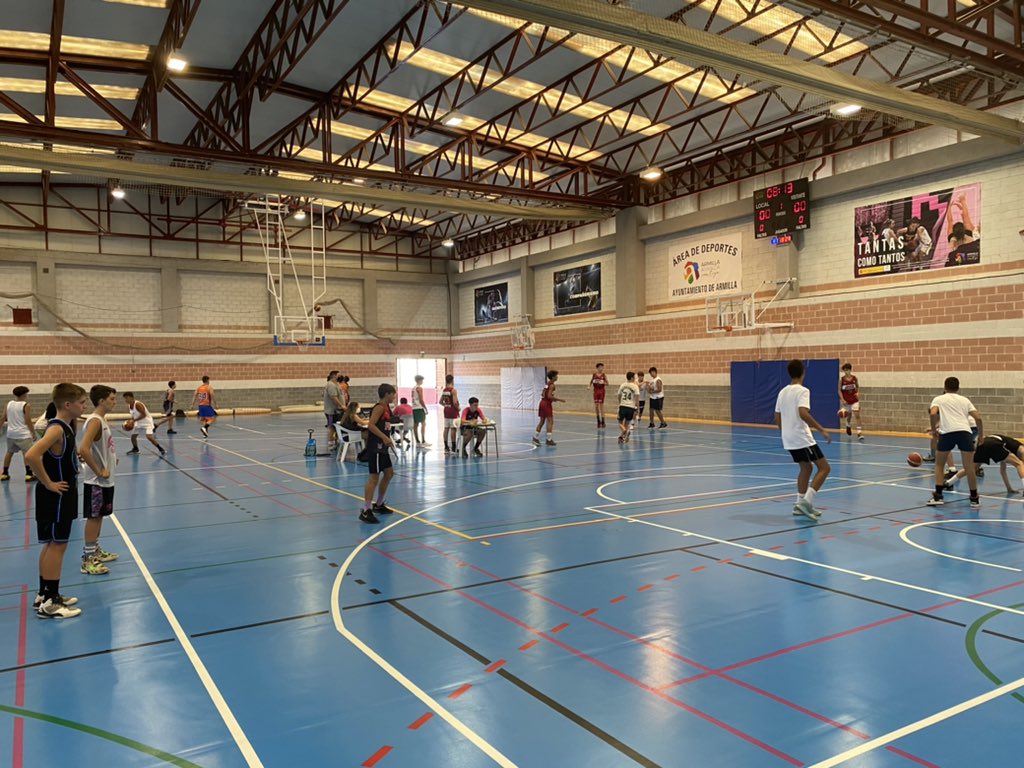 ARMILLACB's tweet photo. Seguiremos trabajando para más ediciones y seguir llenando de baloncesto el verano 📑✍️
#armillaciudaddebaloncesto
#familiacba
#CulturaCba
#cbasummer21 https://t.co/sjr4ZGcLOJ