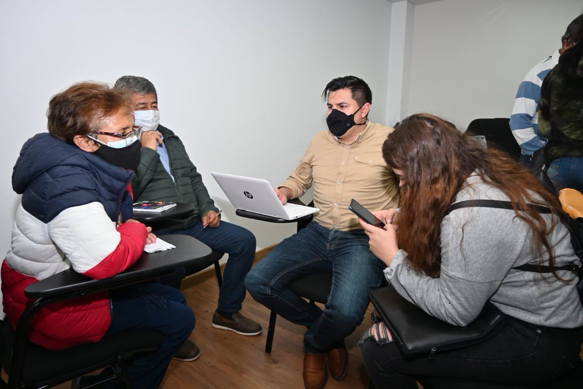 AlcaldiaTunja's tweet photo. Completamos el 100% de la fase 1 correspondiente a los talleres de delimitación de barrios de la zona urbana, con los líderes y presidentes de JAC, para dar inicio la próxima semana a la fase 2 con las zonas veredales, y así continuar el proceso de legalización de los sectores. https://t.co/qBL0mEZdhZ