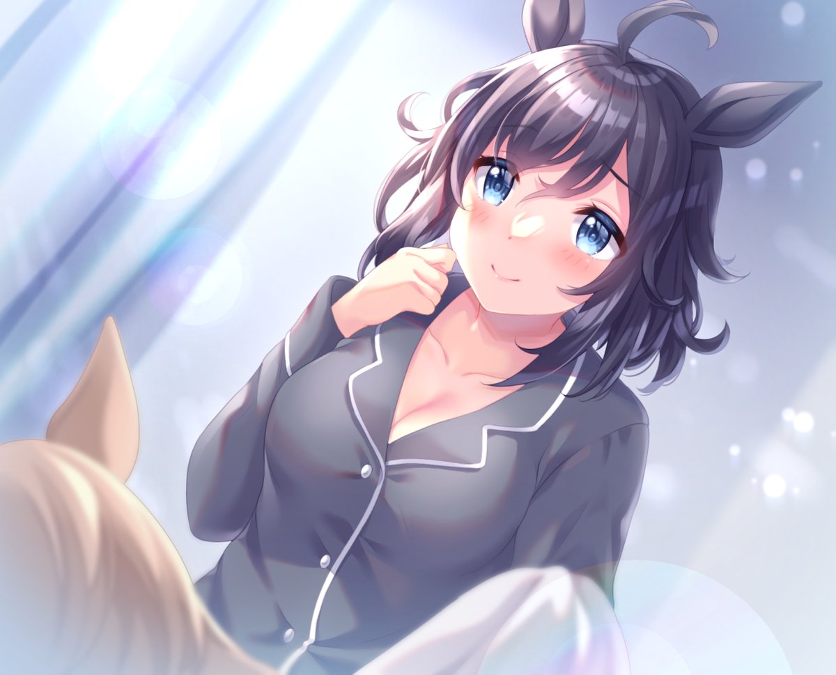 「ファル子の寝言を聞いて思わず笑みが零れるエイシンフラッシュが見たい…! #ウマ娘」|梓月綾🎀のイラスト