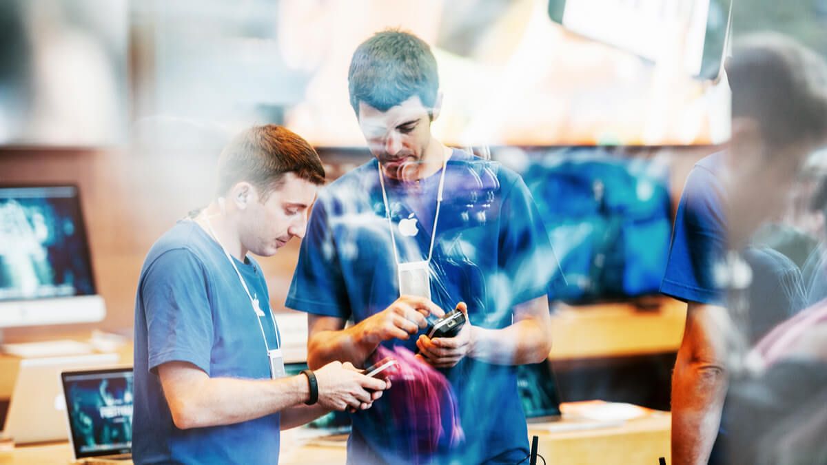 "Apple is undoubtedly in hot water, as the tech giant’s employees are coming together to speak out about the company’s work environment." buff.ly/3AxnvGn