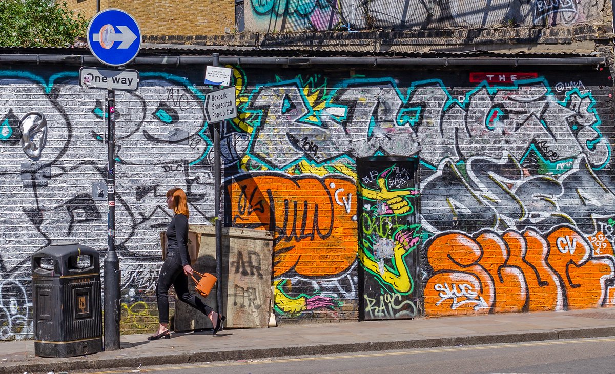 Pauly_Photo's tweet photo. A few faves for #WorldPhotographyDay #WorldPhotographyDay2021 #WorldPhotoDay #bricklane #NewYork https://t.co/FhPcjhDCg4