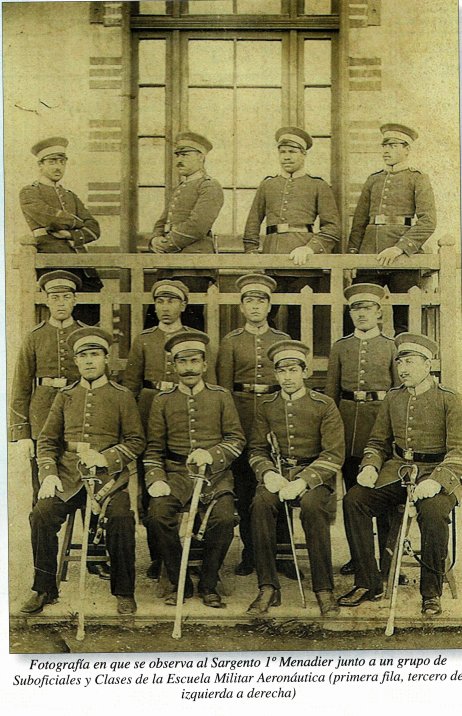 Sabías que el Prócer de la #EE, postuló a la Primera Selección de Alumnos para conformar el primer Curso de Vuelo en la Escuela Aeronaútica Militar en el año 1913?
Conoce más en escueladeespecialidades.cl

#SoñarenGrandeesNuestraMejorEspecia
<a href="/FACh_Chile/">Fuerza Aérea de Chile</a>
<a href="/mindefchile/">Ministerio de Defensa Nacional</a>