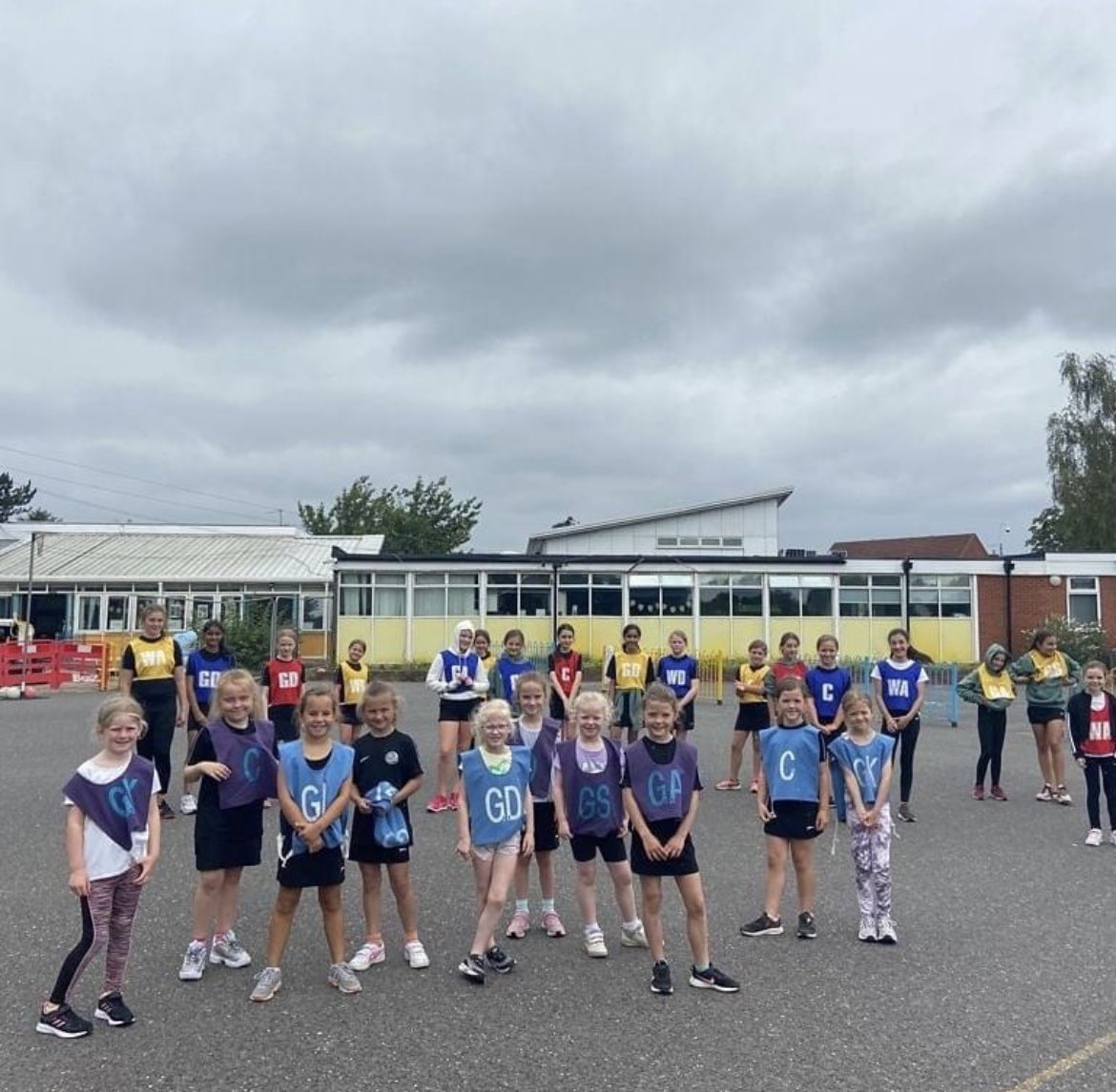 LittleSuttonNC's tweet photo. Another successful netball fun day completed 🙌🏼🏐
#netball #wmtogetheragain #netballfamily #netballgirls https://t.co/2F3L2XH3Vt