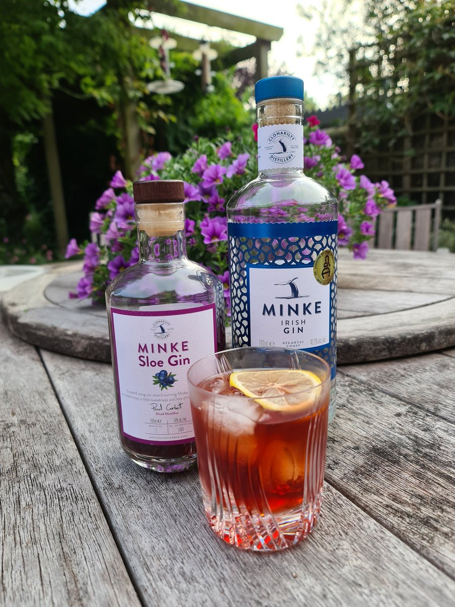 BrianCVC's tweet photo. Long day... so, #ThursdayCocktail - a Sloegroni, with @clondistillery Minke Irish Gin and Sloe Gin. https://t.co/AC7OdY7xis