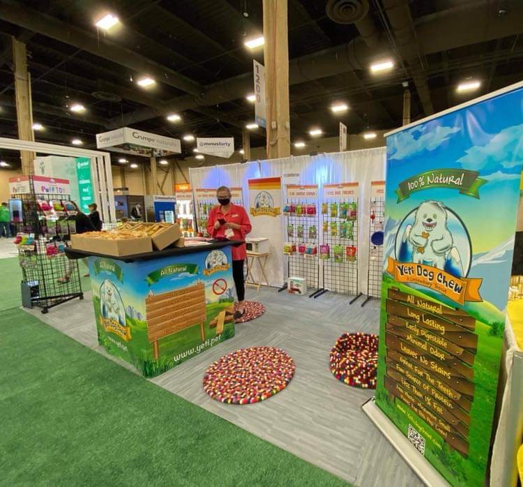 YetiDogChew's tweet photo. We are at the SuperZoo Show.

If you are attending SuperZoo, be sure to stop by our Booth #1369 to say hi 👋 and check out show promos! 🐶💙 https://t.co/PlFQJgHM5d