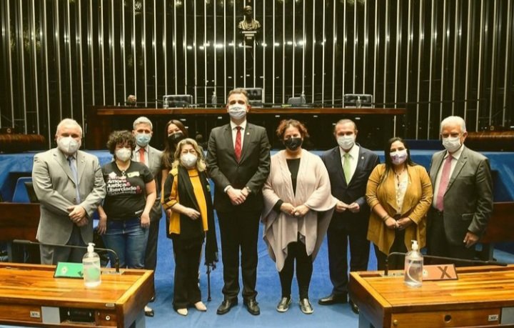 Ontem estive, junto com outras lideranças da Coordenação do Fórum Nacional de Instâncias de Mulheres de Partidos Políticos, com o Presidente do Senado Rodrigo Pacheco. Apresentamos demandas importantes para a  ampliação dos direitos políticos das mulheres.