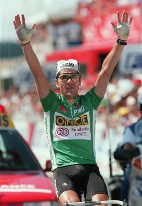 🇫🇷 Laurent JALABERT

GRANDES VUELTAS
🇪🇸 VUELTA🥇

MONUMENTOS
🇮🇹 SAN REMO🥇
🇧🇪 LIEJA🥈x2
🇮🇹 LOMBARDÍA🥇

MUNDIALES
🌈 RUTA🥈
⏱️ CRONO🥇

🤯 ETAPAS al SPRINT y de MONTAÑA, MUNDIAL contrarreloj, clásicas y carreras de una semana, CAMPEÓN de la VUELTA, GENERALES de MONTAÑA y PUNTOS..