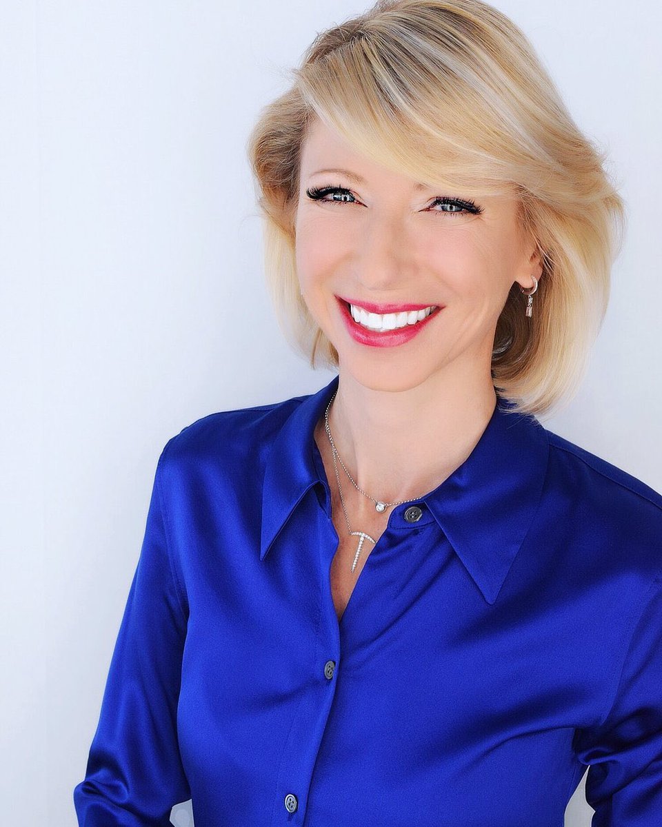 AineKerr's tweet photo. 🦸♀️Power Pose: We're also delighted to announce that @amyjccuddy will be a guest on #ReigniteRTE this weekend. Her @TEDTalks remains the second most viewed of all time on 65 million plus views. @RTERadio1 at 10am on Saturday! https://t.co/NICU0zCRDm