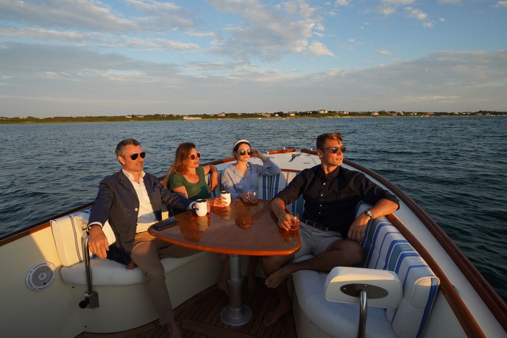 KellyBoat tweet media