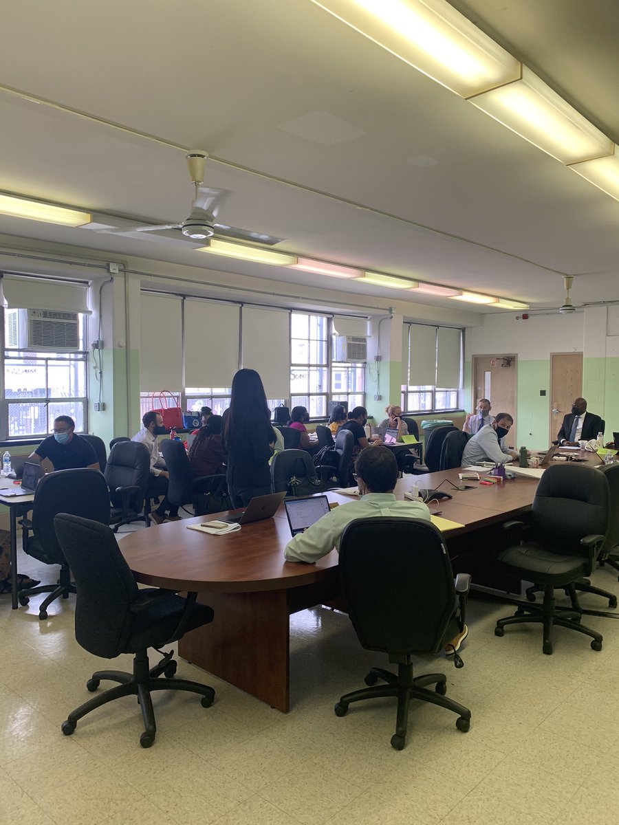 SDPAcceleration's tweet photo. Welcome @PHLschools Assistant Superintendents to the Acceleration Network!!! #acceleratewithus #beprepared #beproficient https://t.co/33UvF68mnB