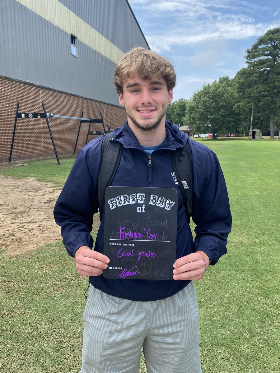 𝗨𝗖𝗔 𝗕𝗘𝗔𝗥𝗦 𝗙𝗢𝗢𝗧𝗕𝗔𝗟𝗟 tweet media