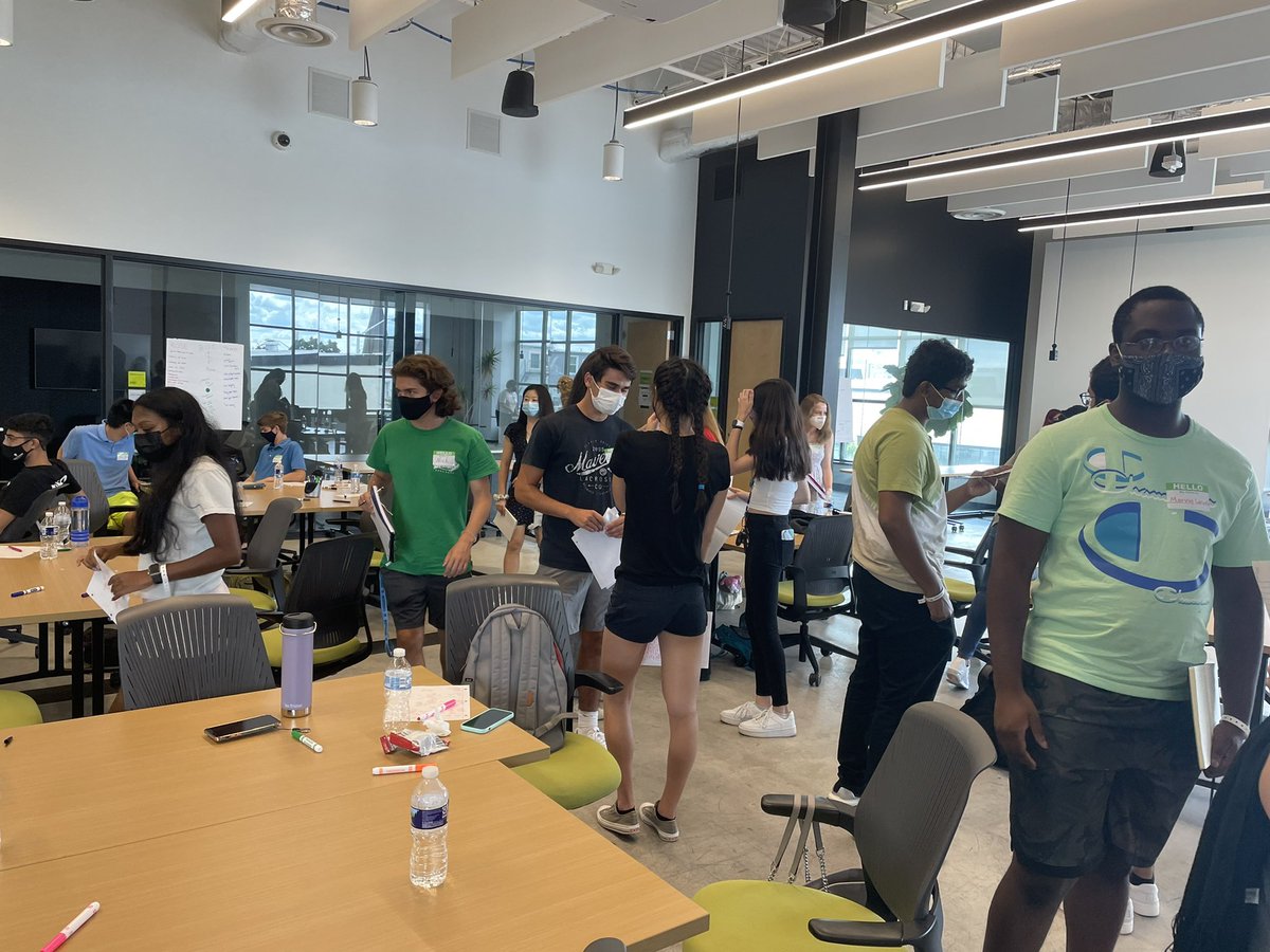 AndreaWiseman16's tweet photo. Innovate Towards the Future Pre-O. So excited to be back on campus after a 17-month hiatus. @HarleeJess #welcometojhu #fastforwardu #socialinnovationlab #technologyventures #lifedesignlab https://t.co/s2zdbIFBCu