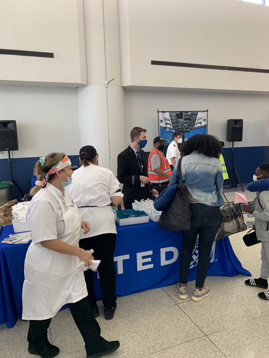 Izzy (He/Him/His) (@izzy_united) on Twitter photo Celebrating National Aviation Day! <a href="/weareunited/">We Are United</a> #beingunited #uaifsbaseewr @DeanWhitt44 <a href="/StacyC_United/">Stacy Chudoba</a> Celebrating National Aviation Day! <a href="/weareunited/">We Are United</a> #beingunited #uaifsbaseewr @DeanWhitt44 <a href="/StacyC_United/">Stacy Chudoba</a>