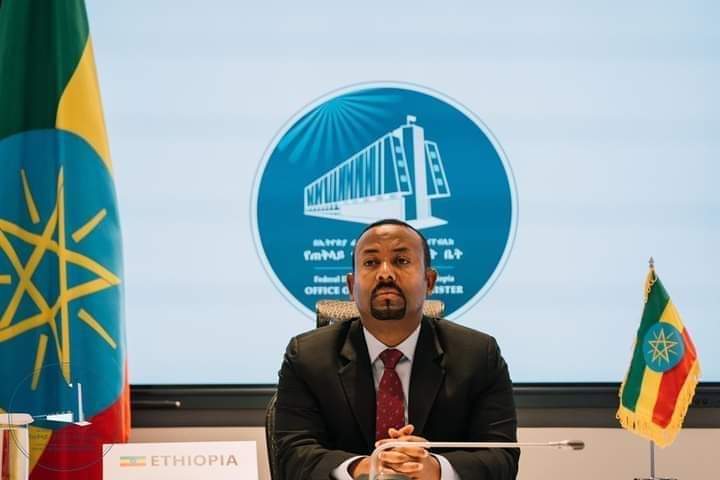 አፍሪካ በህብረት ታሸንፋለች❗️
      
         ጠ/ሚ ዐቢይ አህመድ

ጠቅላይ ሚኒስትር ዐቢይ አህመድ በአስቸጋሪ ወቅት ከኢትዮጵያን ጎን በመቆም ኢትዮጵያን እያገዙ ለሚገኙ  አፍሪካውያን ምስጋና አቀረቡ::