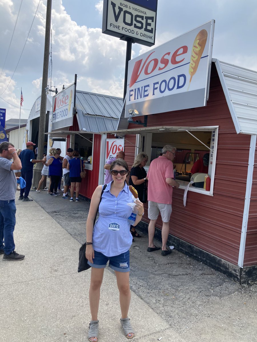 elenid17's tweet image. Did you even go to the @ILStateFair if you didnt get a VOSE korn dog? #eatingfortwo  @ElectRodney soon-to-be supporter agrees that VOSE is the best!
