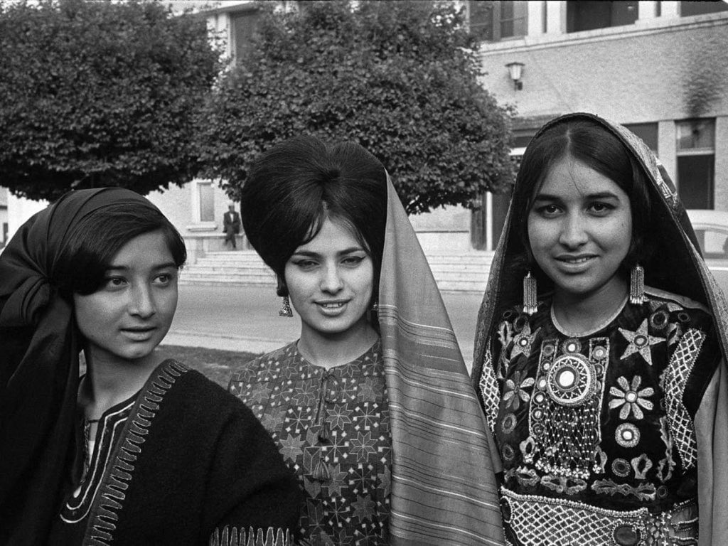 dollysoulsiren's tweet photo. afghanistan in the 70s https://t.co/h3ptmfk96v