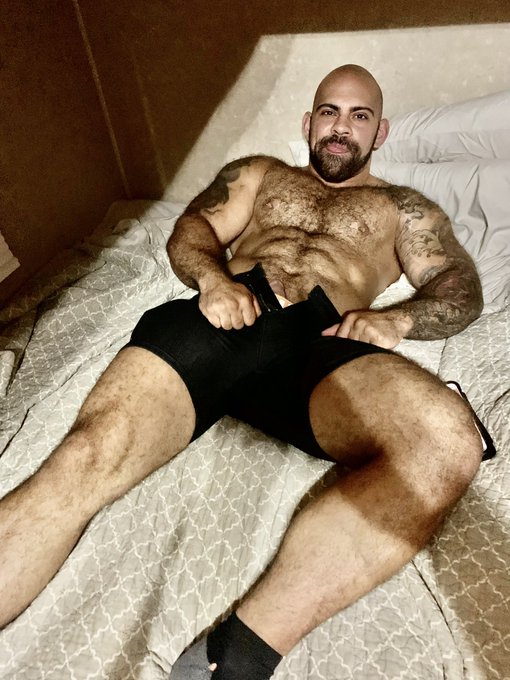 https://t.co/ys315shYe6 https://t.co/NJcEpO1WxM<a href="/tag/bodybuilding"class="tags"><span>#bodybuilding</span></a><a href="/tag/tbt"class="tags"><span>#tbt</span></a><a href="/tag/muscle"class="tags"><span>#muscle</span></a><a href="/tag/butt"class="tags"><span>#butt</span></a><a href="/tag/puppy"class="tags"><span>#puppy</span></a><a href="/tag/tattoos"class="tags"><span>#tattoos</span></a>