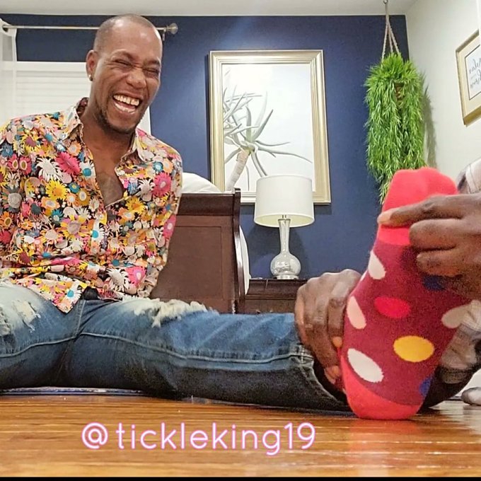 Yoo im hella ticklish bruh this shit fucked me up https://t.co/RK2FEn0wiF<a href="/tag/nobodyshaming"class="tags"><span>#nobodyshaming</span></a><a href="/tag/gymrats"class="tags"><span>#gymrats</span></a><a href="/tag/bodycheck"class="tags"><span>#bodycheck</span></a><a href="/tag/nojudgementzone"class="tags"><span>#nojudgementzone</span></a>