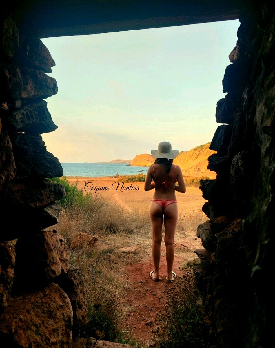 CoquinsNantais's tweet photo. #JeudiPhoto La première photo à été réalisée il y a 2 ans, la seconde aujourd'hui...
Sauriez-vous retrouver les 7 différences 🧐 ?
#JeuDes7Differences
S. #HotWifeHotLife #holidays #Playa https://t.co/rrcSHnrjkC