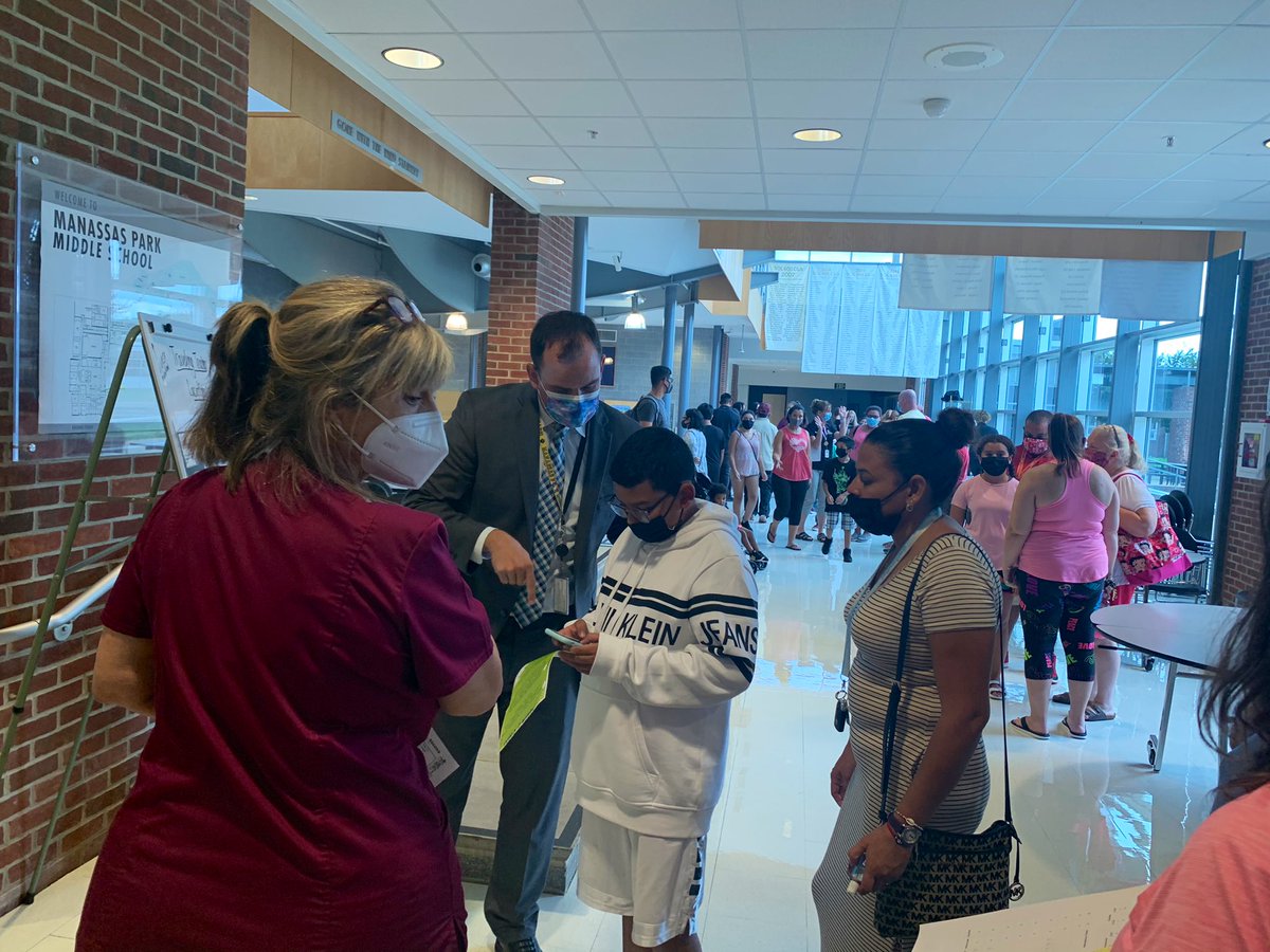 Come join us for Open House at <a href="/MpMiddle/">Manassas Park Middle School</a> from 4pm - 7pm!
