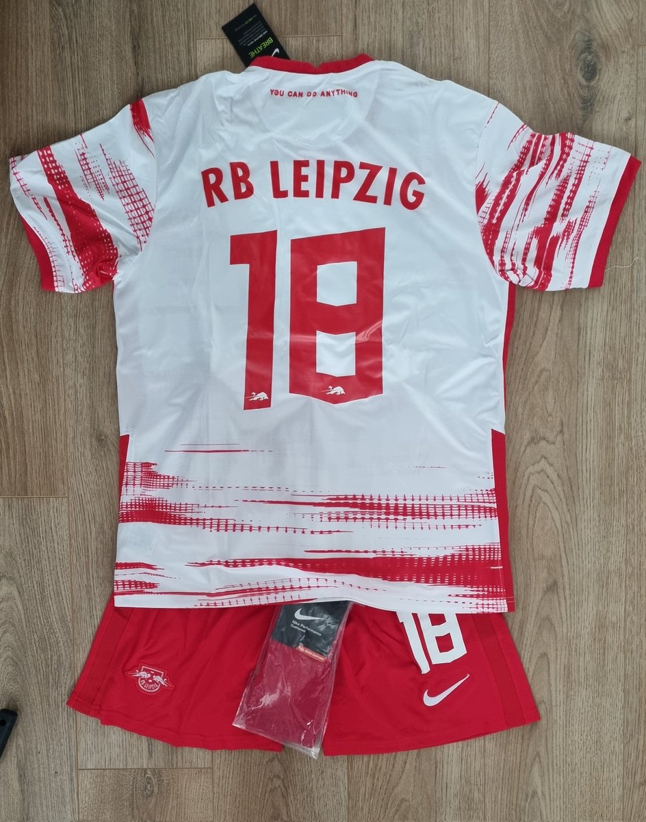 LivKitMan's tweet image. RB Leipzig home and away kits for @AfcBull all the best for the season lads👍🏻thanks again