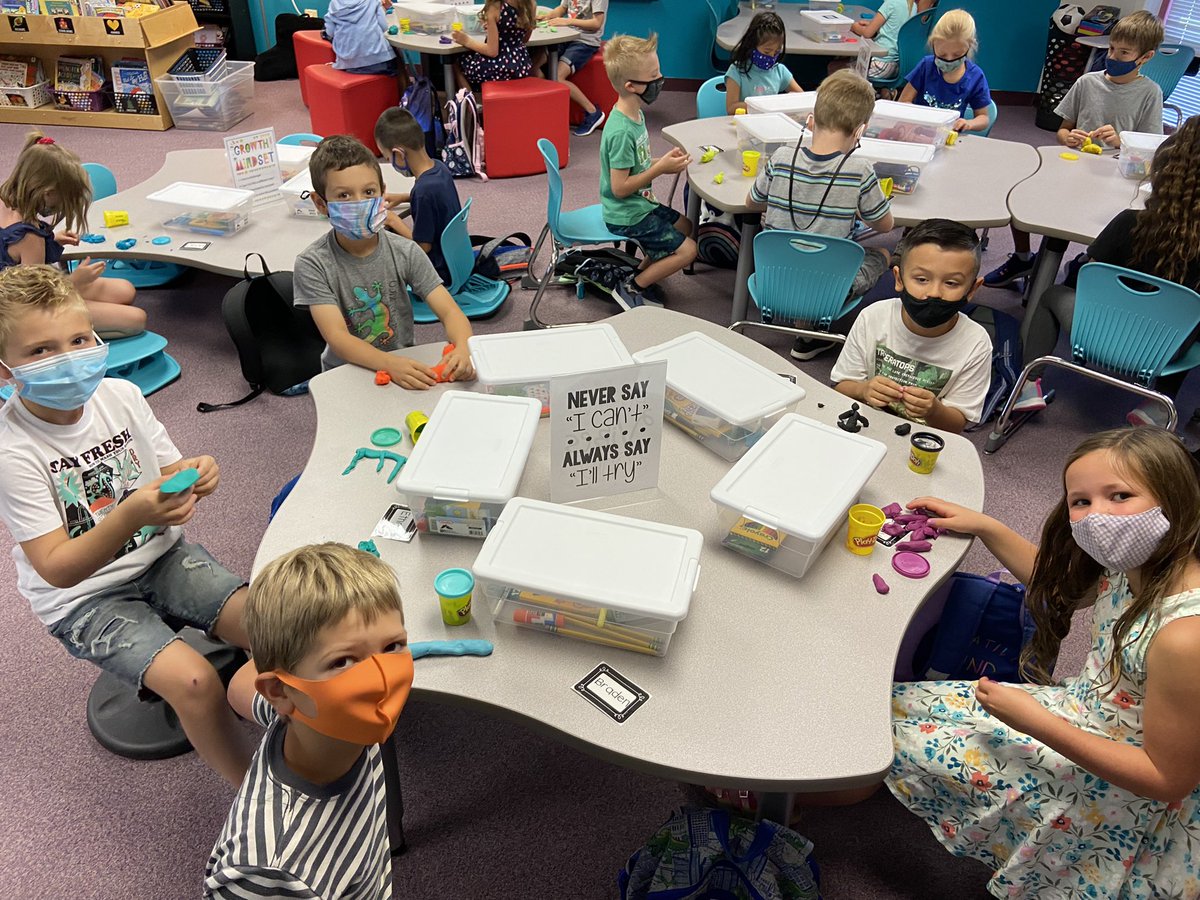 First day of 2nd grade! ❤️ <a href="/RoaryRR/">Roary Rooney</a> @TeamJeffco #jeffcobettertogether