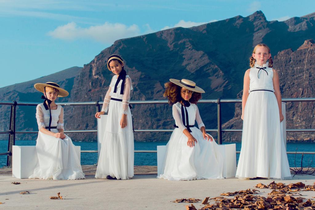 [AMARCA] Y para muestra un botón... 
🎀FELIZ DÍA DEL LAZO🎀

<a href="/tenerifemoda/">TenerifeModa</a> 
#amarca #amarcakids #tenerifemoda #modaespaña, #hechoenespañax, #hautecouture #bride  #eveningdress #couturedress #diadellazo