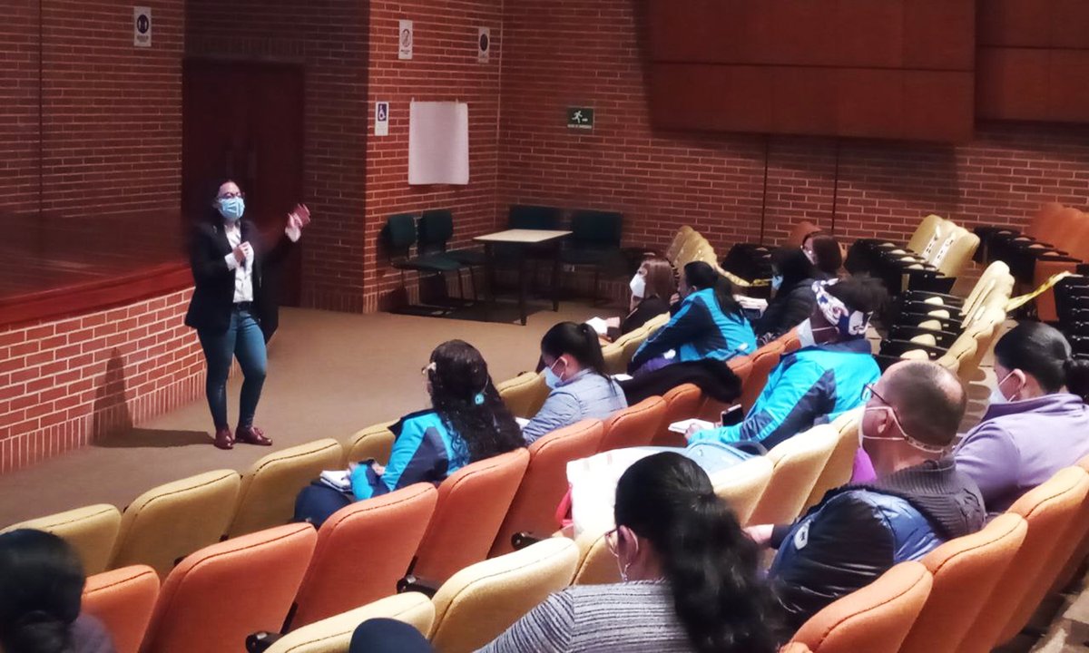 TipsBogota's tweet photo. ⚡Este jueves 19-Ago snesibilizamos a los equipos  del proyecto Dispositivos de Asistencia Personal (Ayudas técnicas para las personas con discapacidad) y ahora son #PromotoresDelCuidado. 

¿Quieres saber qué aprendieron? Click aquí para certificarte 👇

https://t.co/JRkI0tUygL https://t.co/81t8Xita5Y