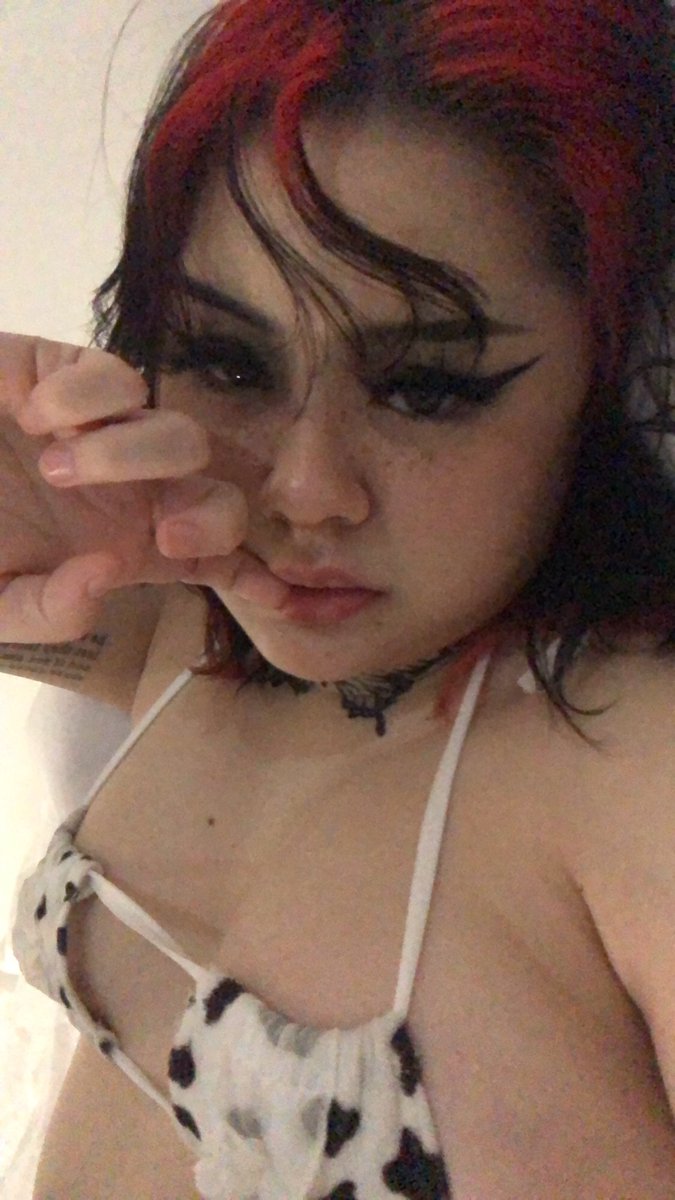 fayebunnyBTS's tweet photo. mooo moooo

#nsfw https://t.co/cMNxxChyqT