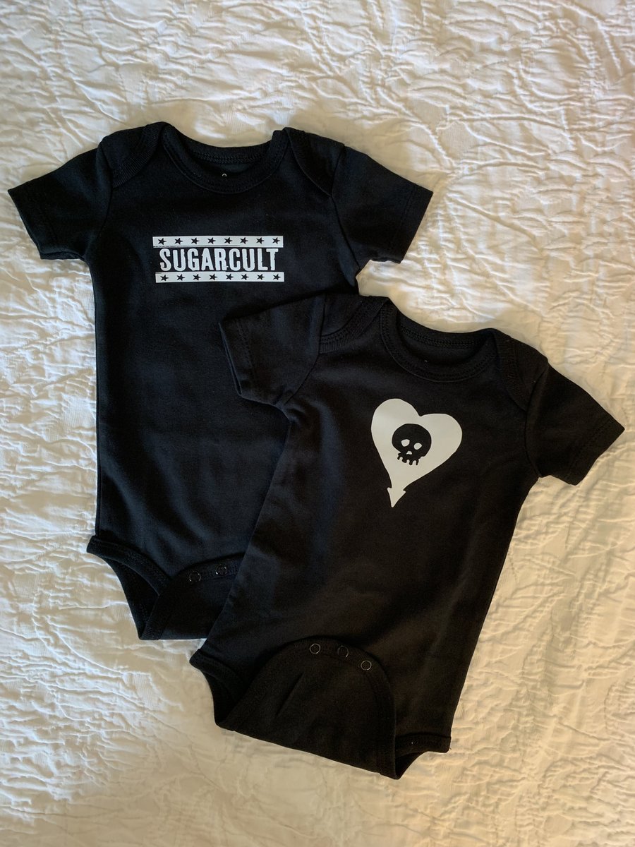 jenndrago's tweet photo. @MotionCityMusic @thematchesband @brandnewrock Update: I DIY'd them. @Sugarcult @Alkaline_Trio https://t.co/zeLW66xY15