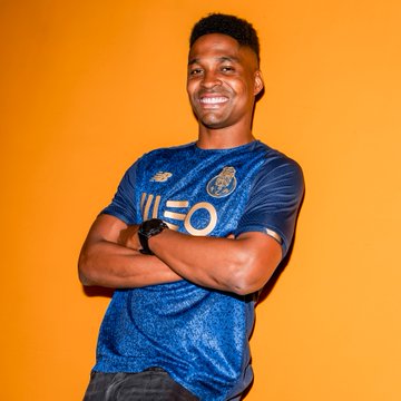 E9LpaunWYAAeOBK?format=jpg&name=360x360