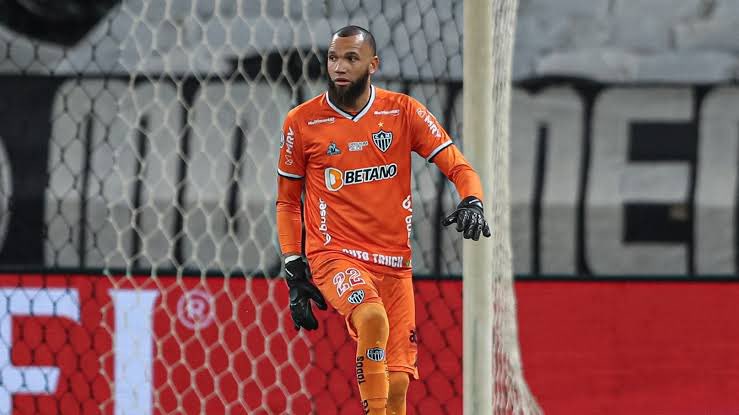 Sofascore Brazil on X: 🔎 Weverton 🆚 Éverson na @LibertadoresBR 2021:  Jogos: 9 - 10 Gols sofridos: 4 - 3 Defesas: 26 - 33 Defesas difíceis: 7 -  11 Bolas defendidas: 87% 