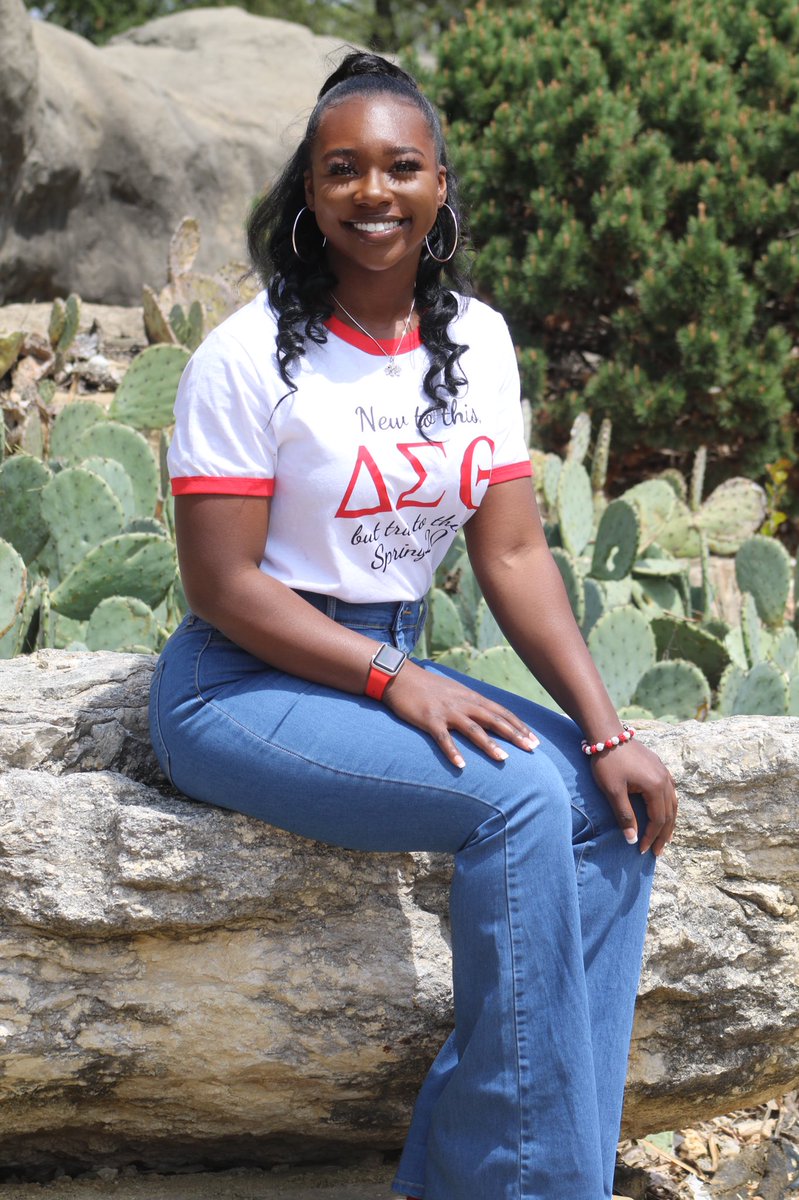 BY_Deltas's tweet photo. #SayHiToBY Say hi to Soror Havalyn Frierson! Soror Frierson is a senior English major Corrections minor and currently serves as the chapter’s Financial Secretary. Soror Frierson also serves as THE 75th Miss Langston University!! When you see her on the yard make sure you say Hi ! https://t.co/U07do6shy9
