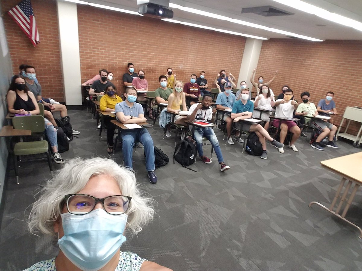 EspanolMalena's tweet image. What a wonderful first day of classes! So much more interaction with the students. Love to see their faces and their reactions when I talk to them. I believe they are super motivated now after I told them all they can do with linear algebra. #AppliedLinearAlgebra @ASUMathematics