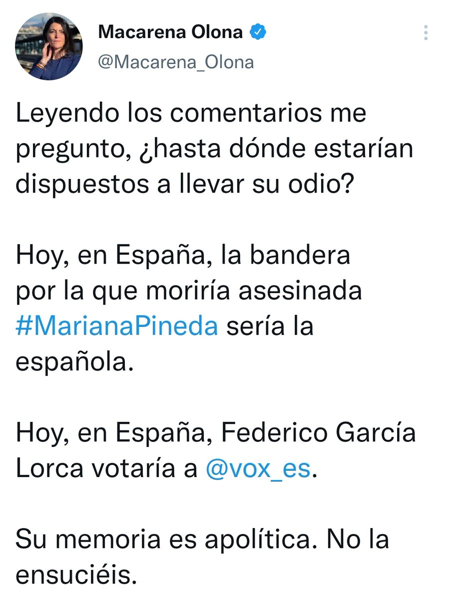 gerardotc's tweet photo. Está a dos cubatas de tuitear que Picasso, Machado y Buñuel eran franquistas que se fueron de Erasmus. https://t.co/Mr0voeTv9e