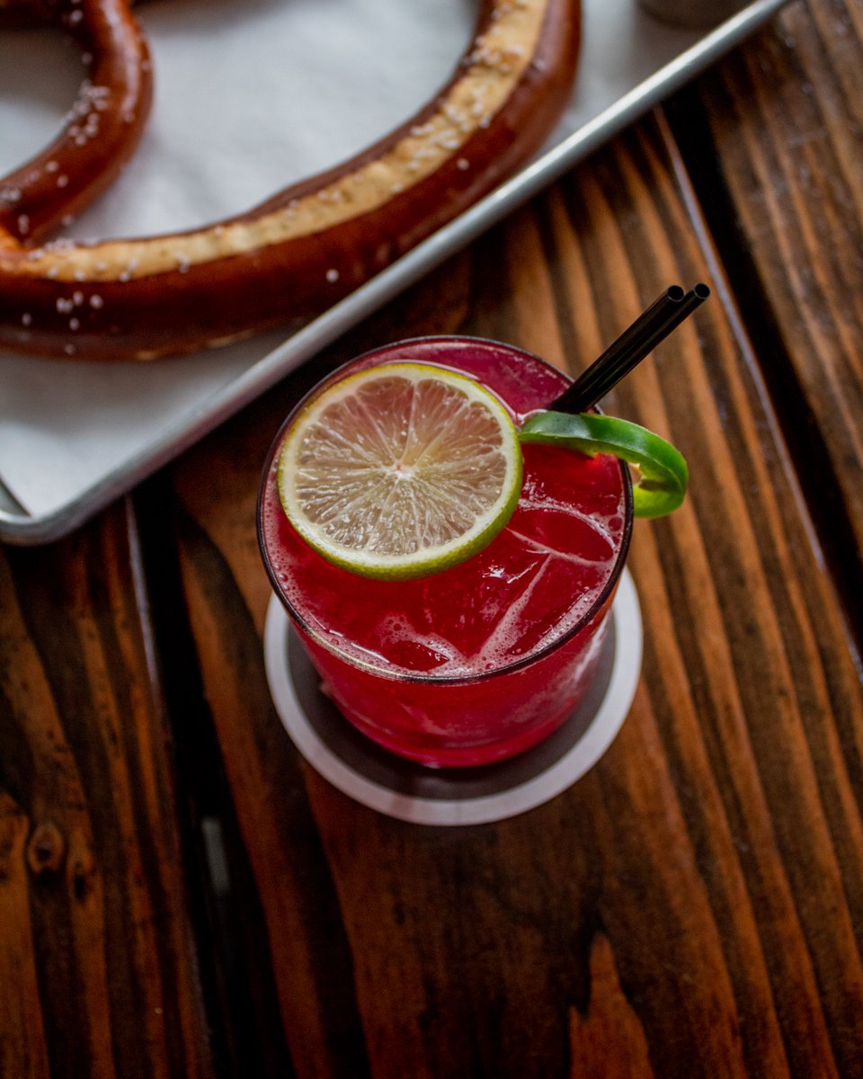 visitlodi's tweet photo. Start your weekend off right with cocktails & fine food at @westoaknosh in Downtown Lodi! We're glad you came to stay with us. ๐ฅจ
๐ https://t.co/mN9p3U8RQJ
#westoaknosh #lodieats #dinelodi #downtownlodi #lodibrats #lodipretzels #lodica #lodirestaurants #visitlodi https://t.co/z2ga837HhE