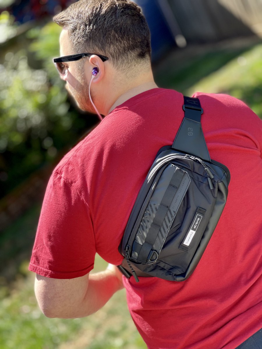 ty_screams's tweet photo. Y’all this @ASTROGaming x @timbuk2 CS03 Crossbody Sling is no joke. It’s super comfy and has a ton of space for gaming on the go.

⬇️ Get yours today ⬇️
https://t.co/tOUl4UEwSs

Code 'tyscreams' at checkout for a discount #ASTROpartner https://t.co/lxyvEueuRl