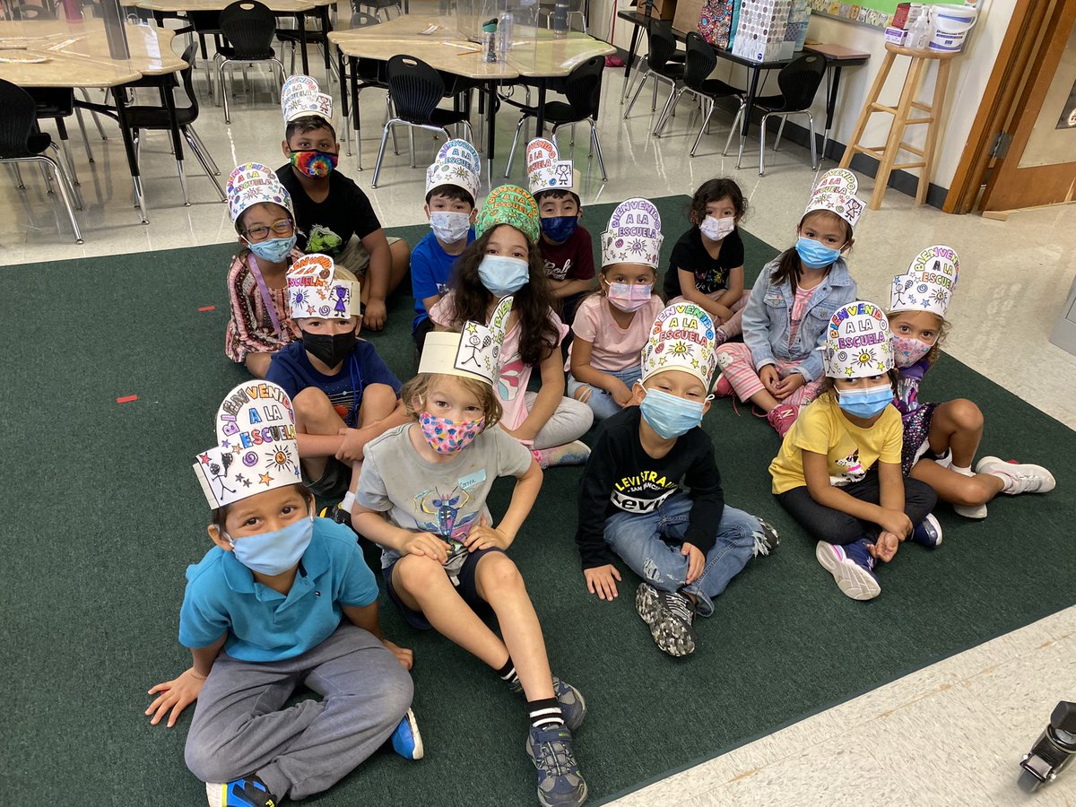 CorreaCrew's tweet photo. It’s the start of a new school year so we’re shaking the cobwebs off our feed! Take a peek at this good looking bunch of kindergartners and 1st graders! ¡Bienvenidos de nuevo a la escuela, Cobras! https://t.co/Edbuumn8Zx
