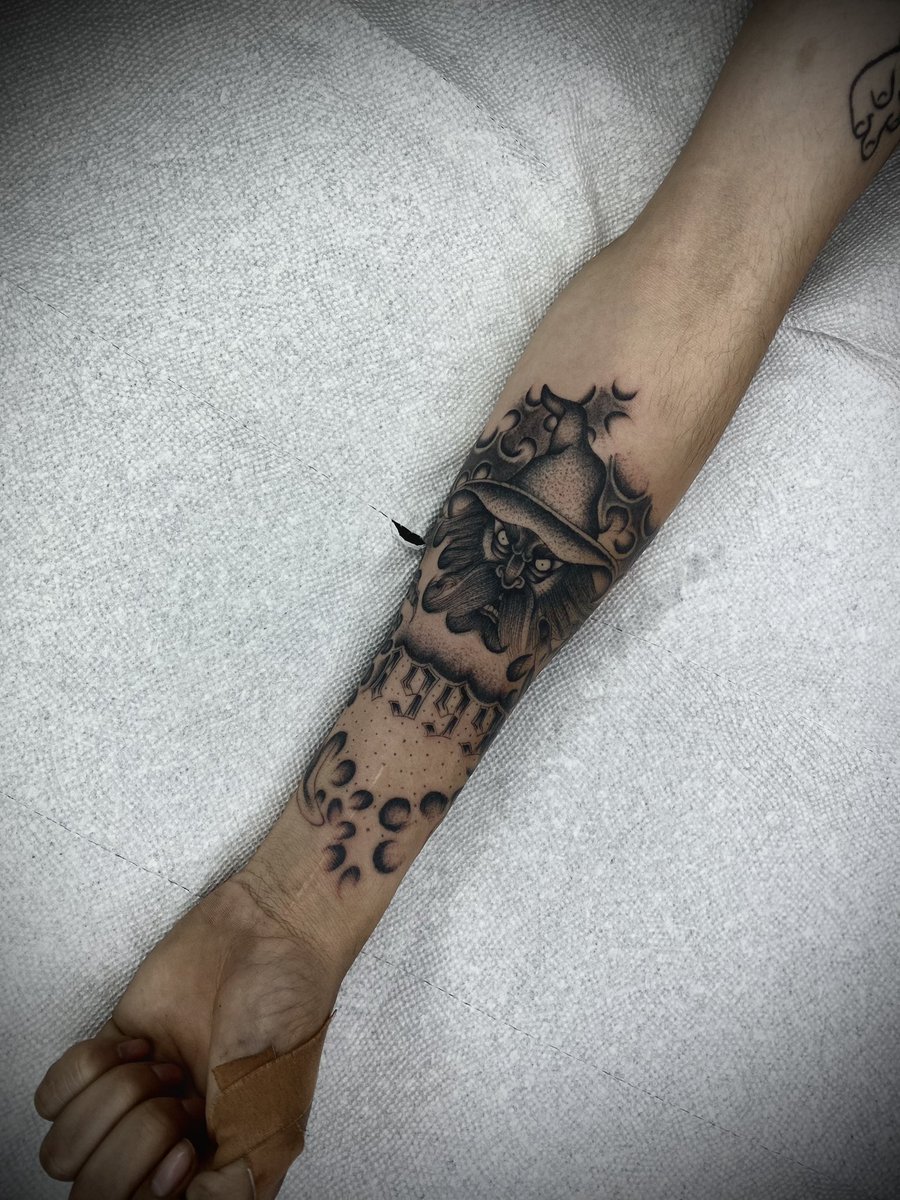 madicidetx's tweet photo. GIVEAWAY rnd 2: you must like &amp; RT this post to enter the giveaway. The winner gets a palm size tattoo, whatever you want, black &amp; grey only. this giveaway also applies for the people in Houston &amp; SA, I’ll be coming down in September! Choosing a winner sunday. Do the thing y’all. https://t.co/OONVb1hst0