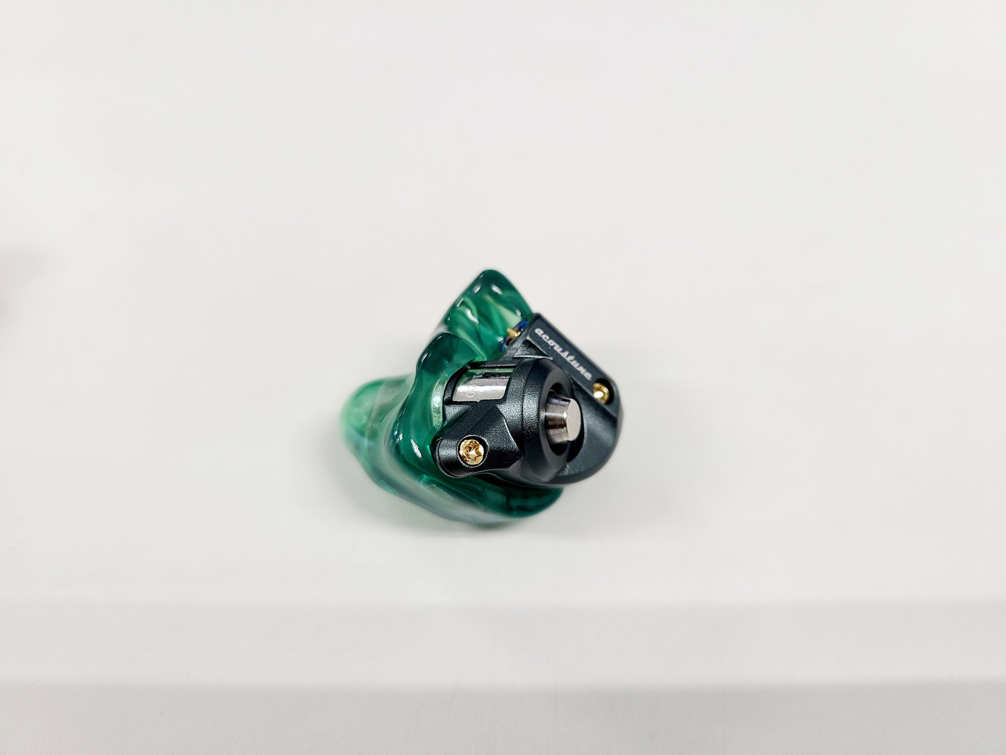 Acoustune HS1300SS Verde(限定カラー) - メルカリ ACOUSTUNE HS1300SS