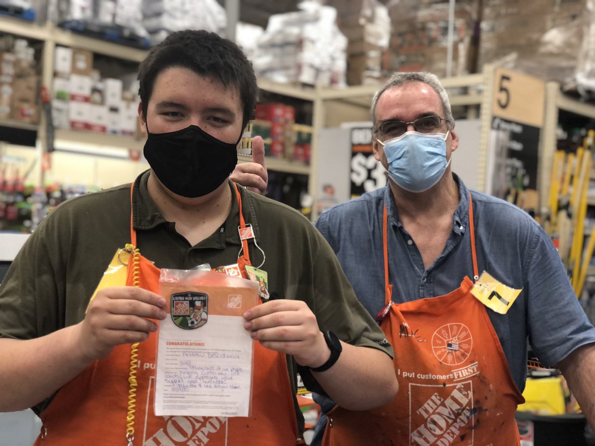 Andrew was such a huge help this week with the freight offloads! His total store mentality and eagerness to assist all is truly something to be celebrated! Thank you Andrew! #1TEAM1KEENE <a href="/CaffreyDamien/">Damien A Caffrey</a> <a href="/stevenlongmoor1/">Steven Longmoore</a> <a href="/SpragueVal/">Val Sprague</a> <a href="/JoshSirois5/">Josh Sirois</a> <a href="/TyrrellVizcaino/">Tyrrell Vizcaino</a>