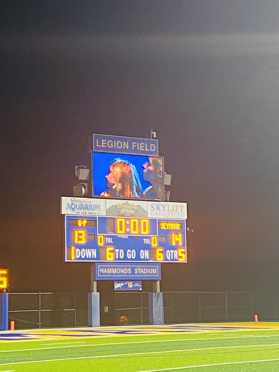 CoachJoeHall's tweet photo. 1-0
GO EAGLES https://t.co/xlqjPrmvF0