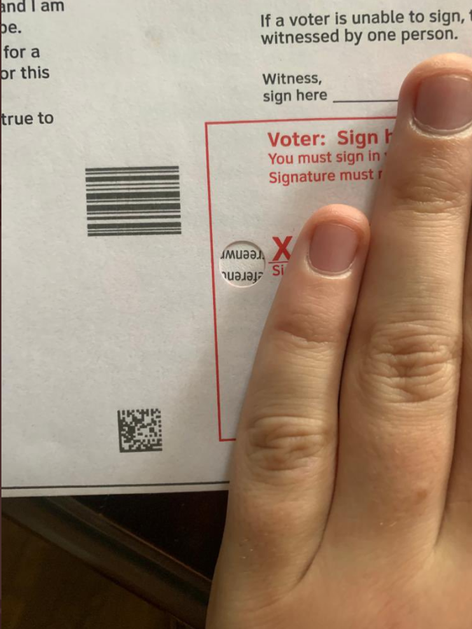 JovanHPulitzer's tweet photo. California FLIP YOUR BALLOT WRONG AND YOUR VOTE IS GONE! They can see you want Newsom GONe but now they can trash your ballot too! #OYFE they have been doing low-level paper hacks for DECADES right under our noses.  NEVER AGAIN https://t.co/q3cOXMRFQH