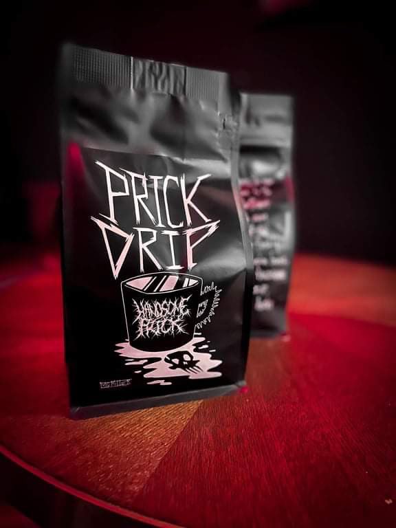 HPGrind's tweet photo. ☕️Breaking News☕️

We’re proud to announce our collab w/ @FluidCoffeeLove #PrickDrip ☕️

Limited quantity will be available at @FHouse1857 gig on 8/27 

👀 https://t.co/YA7ynowPQ9

#grindcore #coffee #HandsomePrick #coffeebreak #FluidCoffee https://t.co/ZXeThuZVhv