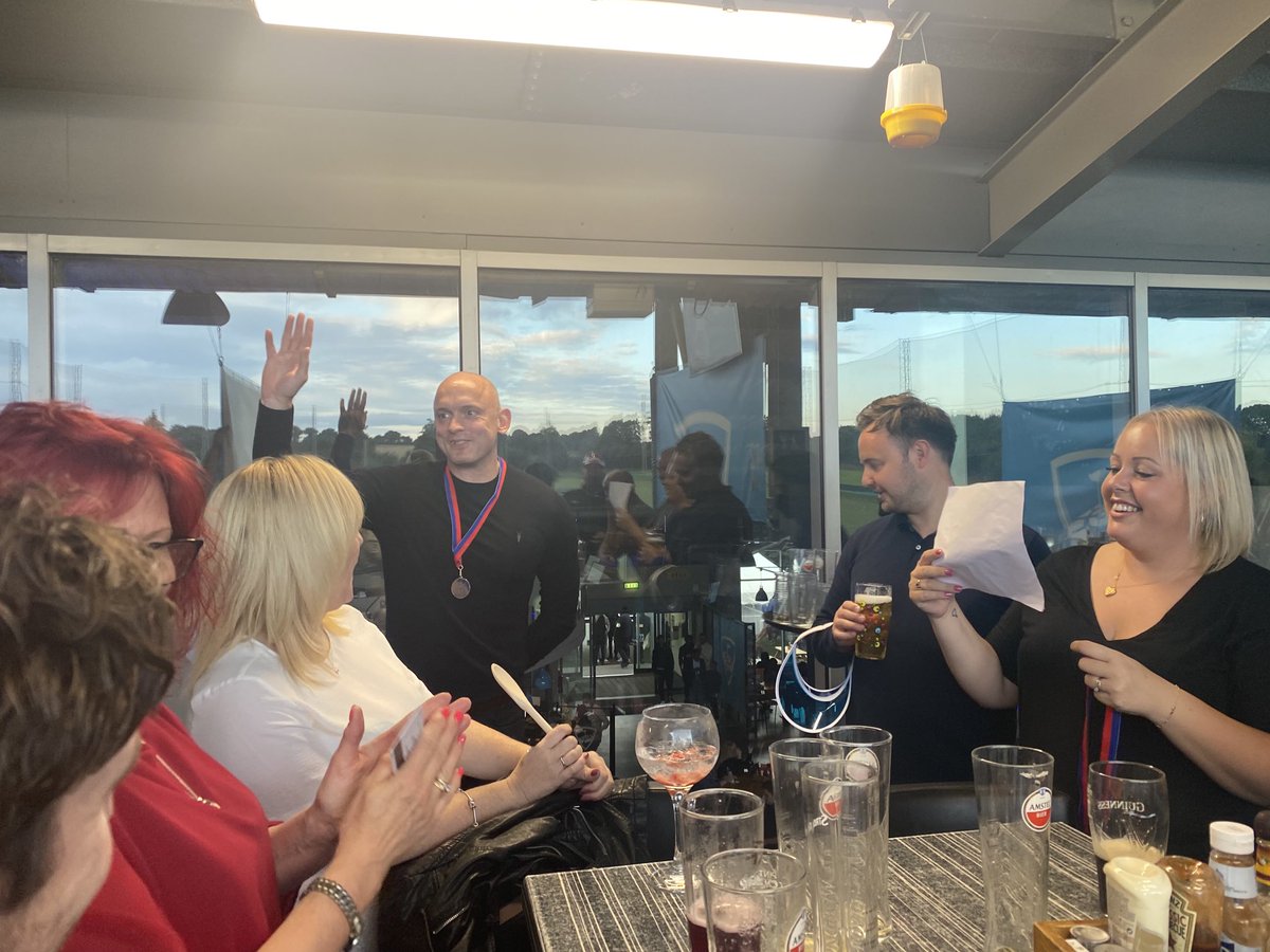 ContourRoofing's tweet photo. Top night out ⁦@Topgolf⁩ Chigwell #TheContourWay https://t.co/fBXsly9wXC
