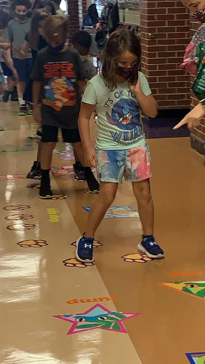 MrsGKthrough3's tweet photo. Trying out one of our new sensory walkways! #winfield34 https://t.co/qsx1Ob1sdT