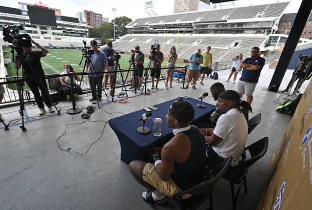 During #GTCamp21, we held in-person media availability with 12 coaches & 31 student-athletes. Many thanks to each of them for always being willing to spend time with our media and being such incredible reps of @GeorgiaTech & @GeorgiaTechFB!

📸: @AJCsports / Hyosub Shin